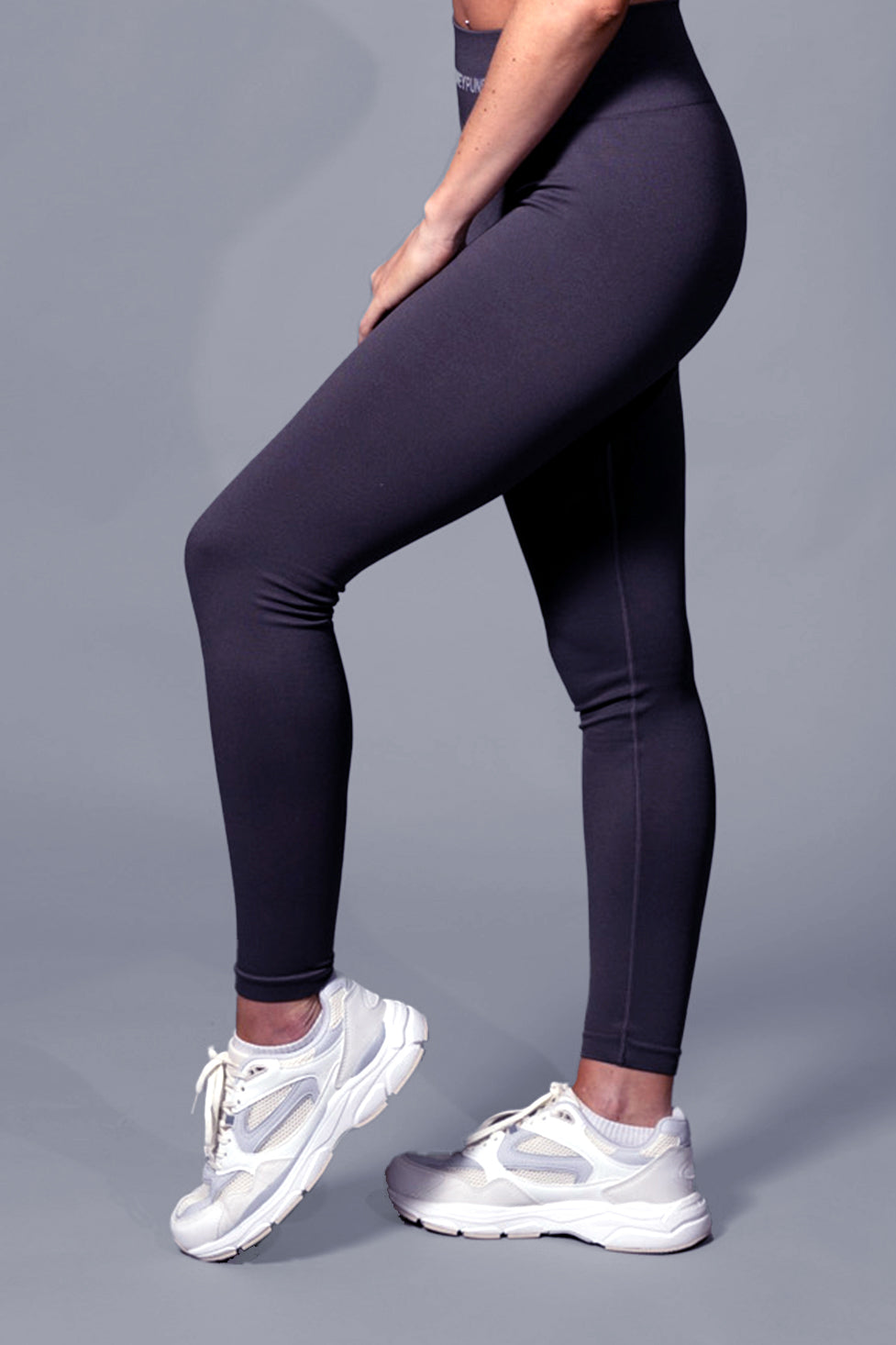 
                  
                    Sculpt Legging in Charcoal Grey
                  
                